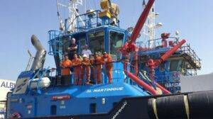 Captain Frans delivers ASD tug to Sydney TOS